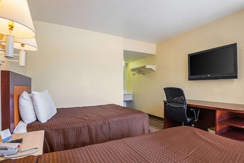 Rodeway Inn Kissimmee image 14
