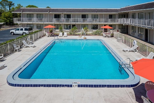 Rodeway Inn Kissimmee image 2